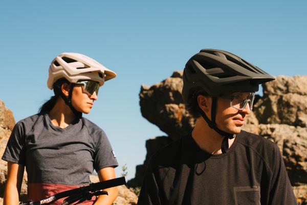 Kategorie Helme & Zubeh&ouml;r